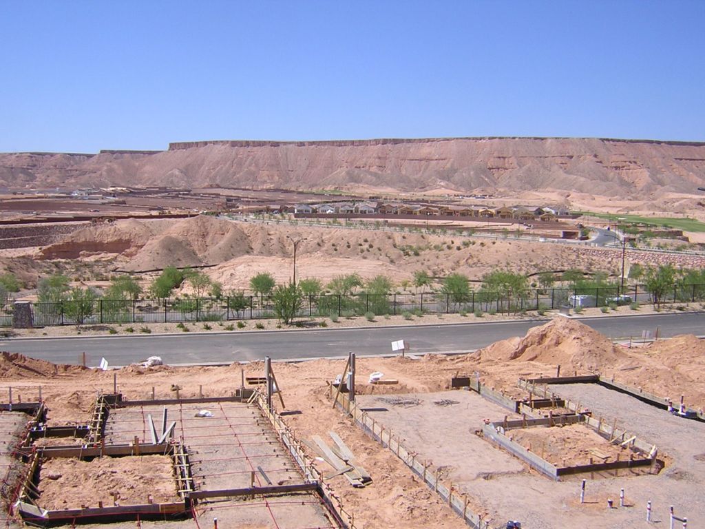 Anthem Mesquite Homes with view of flat top mesa