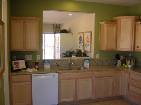 Kitchen of pulte del webb house