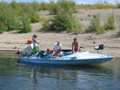 boating on Lake Mead 