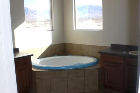 Shadow Ridge Master Bathroom